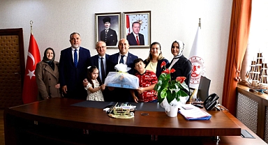 Akhisar Kaymakamı Mustafa Can’a Anlamlı Ziyaret