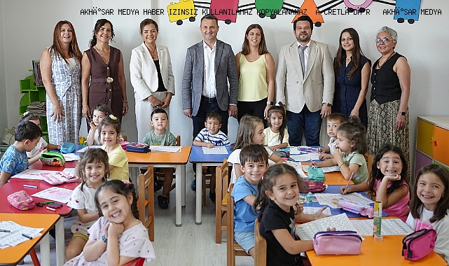 BAŞKAN KAYSERİLİ, KREŞLERDEKİ MİNİKLERLE BULUŞTU