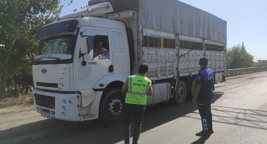 Büyükşehir'den Market ve Pazarlara Sıkı Denetim