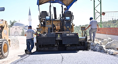 Büyükşehir, Gördes’i Asfaltladı
