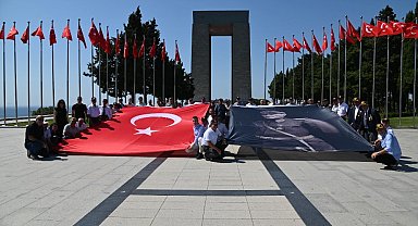 Gaziler ve Şehit Yakınları Çanakkale'yi Gezdi