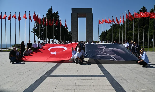 Gaziler ve Şehit Yakınları Çanakkale'yi Gezdi