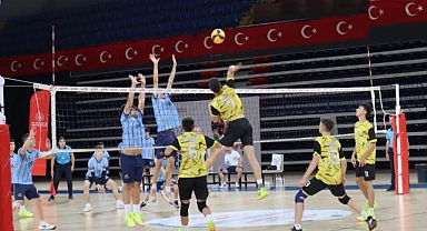 Manisa Erkek Voleybol Takımı Türkiye Şampiyonu Oldu