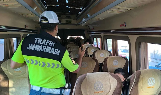 Manisa'da Okul Servis Araçları Denetlendi