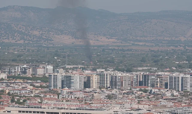 Muradiye Yolu'ndaki Palet Fabrikasında Korkutan Yangın