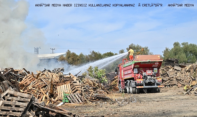 Palet Fabrikasındaki Yangın Kontrol Altına Alındı