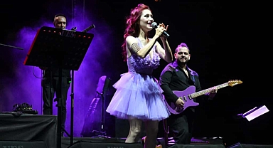 Salihli’de Aslı Güngör’den Unutulmaz Konser 