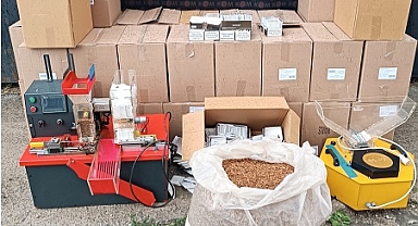 Akhisar’da Kaçak Tütün Operasyonu: 400 Bin Boş Makaron Ele Geçirildi