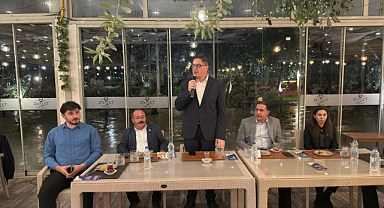 Akhisar’da “Muhtarlar Günü” Akşam Yemeğinde Birlik ve Beraberlik Mesajı