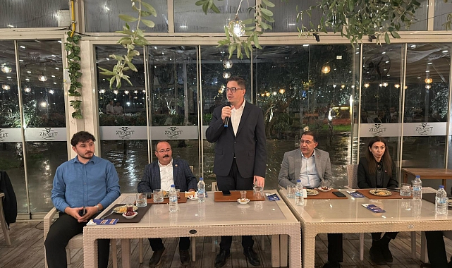 Akhisar’da “Muhtarlar Günü” Akşam Yemeğinde Birlik ve Beraberlik Mesajı