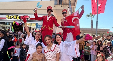 Akhisar ’da NOVADA AVM’de Cumhuriyet Coşkusu yaşandı.