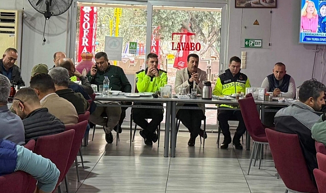 Akhisar’da Servis Sürücülerine Yönelik Trafik Eğitimi Verildi