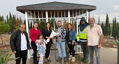 AKHİSAR KENT DAYANIŞMA DERNEĞİNDEN 4 EKİM HAYVANLARI KORUMA GÜNÜ ZİYARETİ