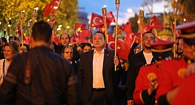 Başkan Besim Dutlulu, “Halkın iradesiyle yükselen Cumhuriyetimizi, geleceğe taşıyoruz”