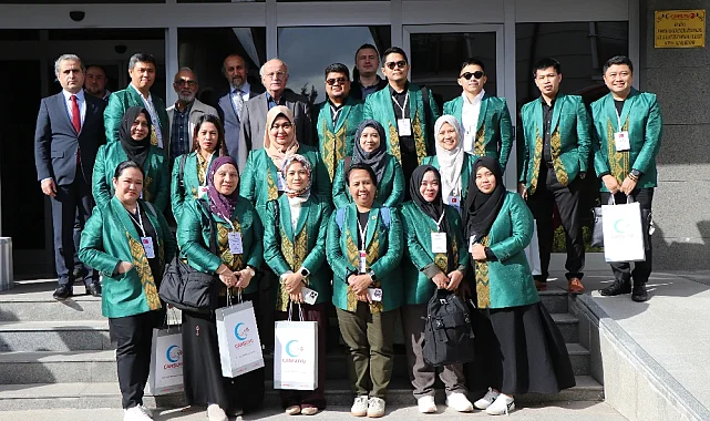 Cansuyu Derneği'nden Gazze'ye 1500 Tonluk Yardım