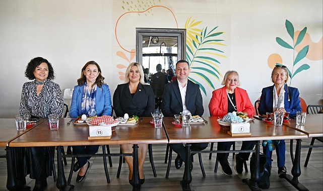 CHP Akhisar Kadın Kolları’ndan Birlik ve Dayanışma Mesajı