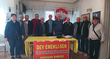 DİSK Devrimci Emekli-Sen Akhisar Şubesi Başkanlığına TurgayKanat Seçildi