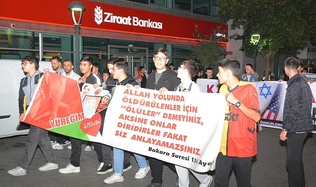 Gazze'ye Destek İçin Akhisar'da Binlerce Kişi Yürüdü