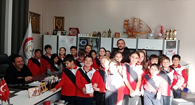 *KÜÇÜK YÜREKLERDEN BÜYÜK UMUT