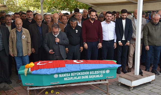 Manisa Basın Cemiyeti Kurucu Üylerinden Seyfettin Ayakyay toprağa verildi