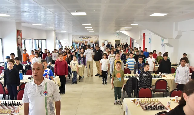 Manisa'da İlk Satranç Turnuvasında Şampiyonlar Belli Oldu