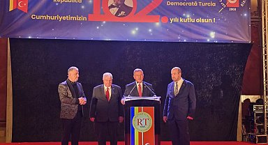 Selçuk Özdağ'a Romanya'da "En Başarılı Muhalefet Milletvekili" Ödülü
