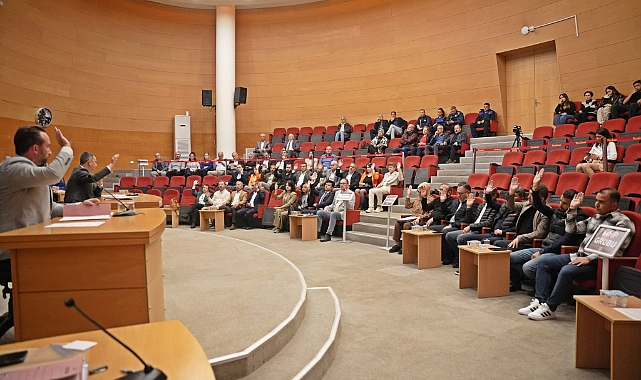 AKHİSAR BELEDİYESİ 2025 YILI KASIM AYI MECLİS TOPLANTISI GERÇEKLEŞTİRİLDİ