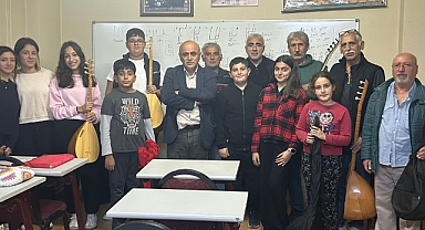 Akhisar Cemevi’nde Saz Kursu Başladı
