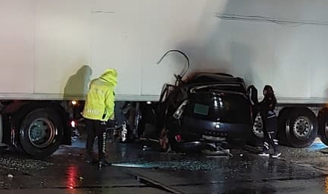 Akhisar Kapaklı Yolunda Feci kaza 