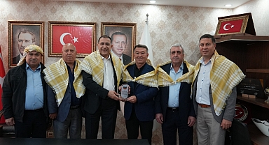 Akhisar Yörükler ve Türkmenler Derneği’nden AK Parti İl Başkanı Süleyman Turgut’a Ziyaret