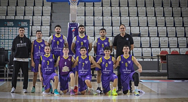 Akhisargücü Basketbol A Takımı 5 te 5 İle Namağlup Yoluna Devam Ediyor 82-45