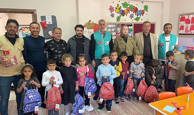 CANSUYU DERNEĞİ’NDEN HASANKEYF'E SICAK EL: ÖĞRENCİLERE KIŞLIK VE KIRTASİYE DESTEĞİ
