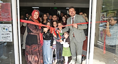 Çivi ve Tellerin Şöleni” Sergisi Uğur Mumcu Kültür ve Sanat Merkezi’nde Açıldı