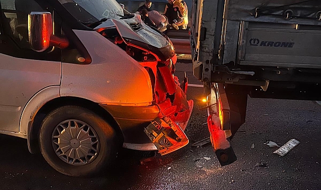 Gökçeahmet Yolunda zincirleme trafik kazası   
