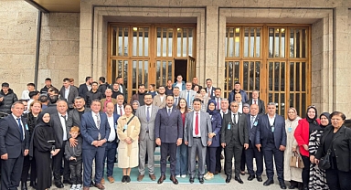 MÜCAHİT ARINÇ: “AK PARTİ AİLEDİR; AİLE İSE HER ŞEY