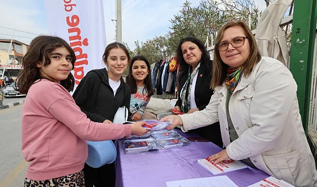 Şehzadeler'de Kadınlara Şiddete Karşı Bilgilendirme