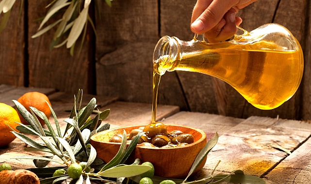 Zeytinyağı ihracatı üretici olmayan ülkelere yapılan ihracatla ayakta kaldı
