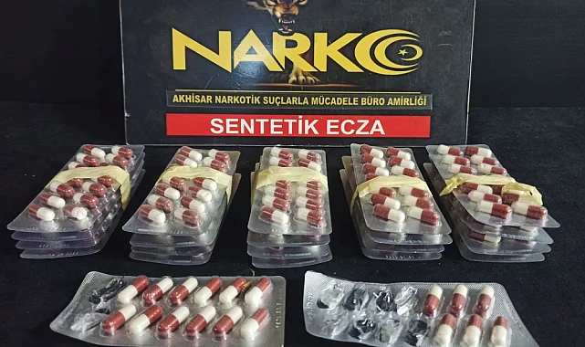 Akhisar'da 11 Bin 750 Hapla Yakalanan 5 Kişi Tutuklandı