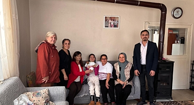 CHP Akhisar’dan Anlamlı Dokunuş