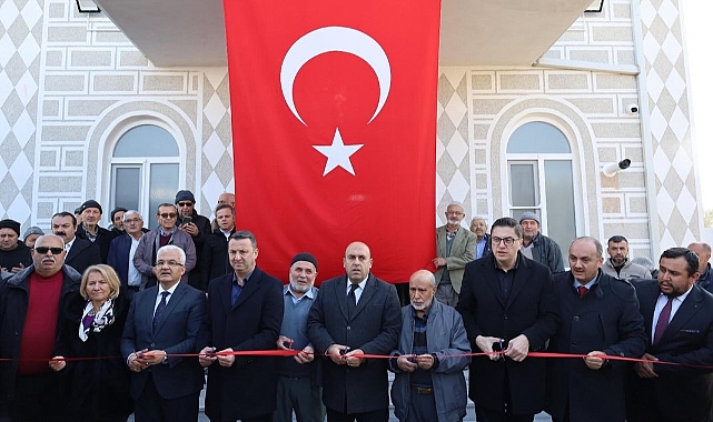 Hayber Cami Akhisar'da İbadete Açıldı 