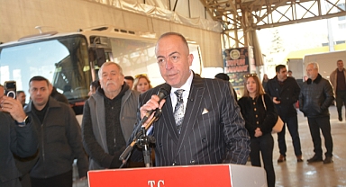 Manavlar ve Pazarcılar Odası’ndan Plaket Töreni ve Otobüs Tanıtımı