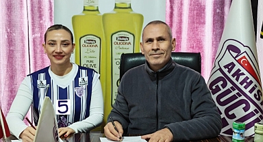 Tecrübeli Smaçör Sevinç Özgüler Akhisargücün'de