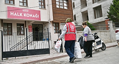 Akhisar’da Soğuk Kış Günlerinde Gönülleri Isıtan Dayanışma