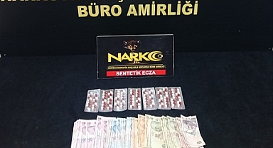 Akhisar’da Uyuşturucu Operasyonu: 205 Sentetik Hap Ele Geçirildi, 1 Kişi Tutuklandı