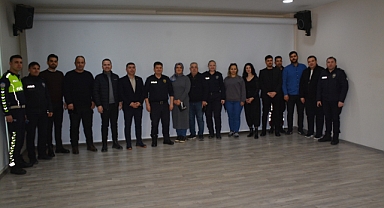 AKHİSAR EMNİYETİ GAZETECİLERİ AĞIRLADI