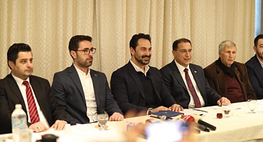 ARINÇ, MANİSA’YI MARKA ŞEHİR YAPMA HEDEFİNİ BASINLA PAYLAŞTI