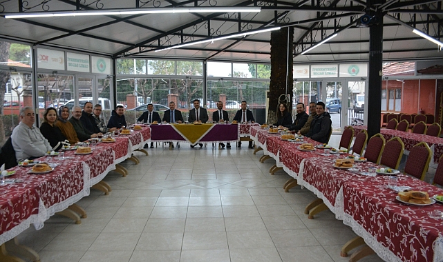 İLÇE MİLLİ EĞİTİM MÜDÜRÜ KARASU’DAN BASIN MENSUPLARINA KAHVALTI