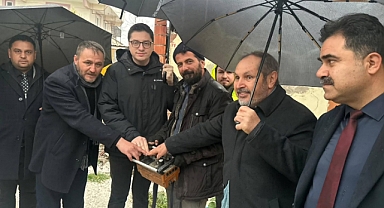 VAHDET CAMİİ’NİN TEMELİ DUALARLA ATILDI