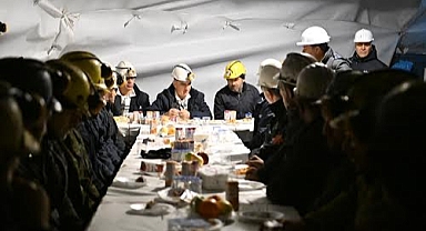 *Vali Özkan, Yeni Yılı Madencilerle Birlikte Karşıladı*