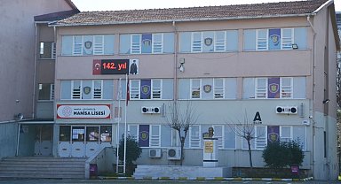 142 Yıllık Manisa Lisesi İçin "Mirasımıza Sahip Çıkıyoruz" Eylemi